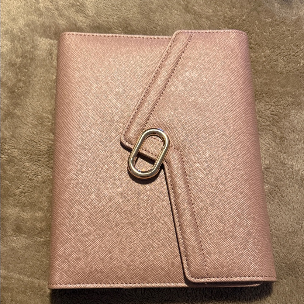 A5 ring binder with Gold hardware